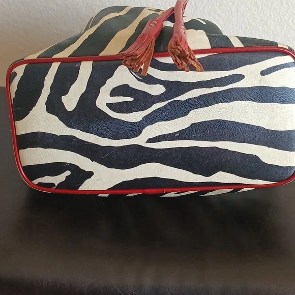 Dooney & Bourke Zebra Stripe Shoulder Bag and Wallet - Picture 4 of 17